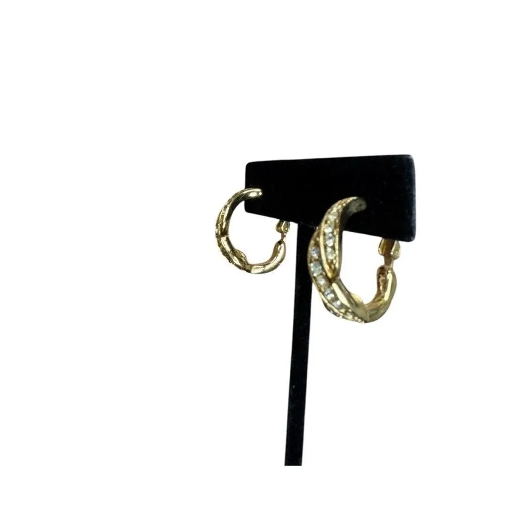 Givenchi gold tone twist clip earrings‎